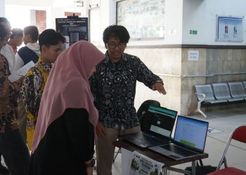 PTI UMS menggelar pameran proyek Internet of Things (IoT) di Hall Auditorium Moh. Djazman UMS pada Kamis 11 Juni 2026. Foto: Ist.