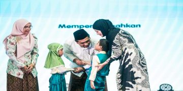Wakil Gubernur Jateng Taj Yasin Maimoen saat menghadiri Pentas Seni, Akhirussanah, dan Khotmil Quran KB/TK Hj Isriati Baiturrahman I Tahun Ajaran 2025/2026 di Gedung Grhadika Bakti Praja Semarang, Sabtu, 13 Juni 2026. Foto: Ist.