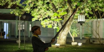 Prosesi Kirab Pusaka Malam 1 Suro di Pura Mangkunegaran, Solo pada Selasa malam, 16 Juni 2026. Foto: Ist.