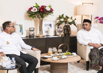 Wakil Gubernur Jawa Tengah, Taj Yasin Maimoen, dan Wakil Gubernur Kalimantan Timur, Seno Aji saat bertemu di Rumah Dinas Wakil Gubernur Jateng, Semarang, Jumat, 19 Juni 2026. Foto: Ist.