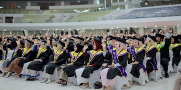 Prosesi Wisuda Periode IV Tahun Akademik 2025/2026 UMS yang memakai gelang barcode berbasis AI, Sabtu (20/6/2026). Foto: Ist.