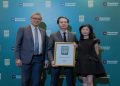 Eric Winarta, Chief Corporate Officer & Investor Relations Blibli menerima penghargaan Fortune Southeast Asia 500 2026 di Jakarta. Foto: Ist.