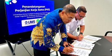 Penandatanganan perjanjian kerja sama UMS dan Perhutanan Sosial. Foto: Ist.