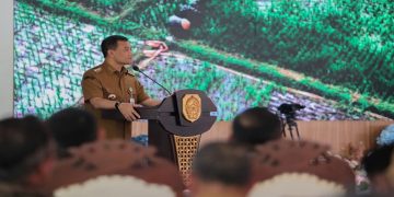 Gubernur Ahmad Luthfi menghadiri secara daring peresmian bantuan IJD dari Pendopo Kabupaten Pati, Selasa, 23 Juni 2026. Foto: Ist.