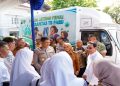 Kapolda Jateng Irjen Pol Ribut Hari Wibowo, bersama Wakil Menteri Kesehatan, Benjamin Paulus Octavianus saat meninjau pelayanan kesehatan gratis di Pendopo Ki Gede Sebayu, Kota Tegal, Selasa (23/6/2026). Foto: Ist.