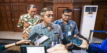 Sekretaris Daerah Provinsi Jawa Tengah, Sumarno memberikan keterangan pers, Kamis, 25 Juni 2026. Foto: Ist.