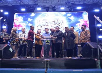 Gubernur Ahmad Luthfi membuka Jateng Fair 2026 di kawasan PRPP Semarang, Jumat 26 Juni 2026. Foto: Ist.