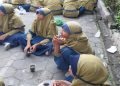 Para siswa antusias mengikuti simulasi operasi menanam TOGA. Foto: Ist.