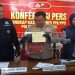 Wakapolresta Solo, AKBP Sigit menunjukkan barang bukti kasus dugaan pelecehan seksual yang menimpa seorang SPG, Rabu sore (24/6/2026). Foto: Indospektrum.com