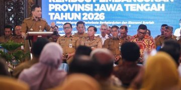 Ahmad Luthfi saat menggelar acara Rembug Pembangunan Provinsi Jawa Tengah Tahun 2026 di Pendopo Kota Tegal, Senin (22/6/2026). Foto : Ist.
