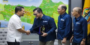 Gubernur Jawa Tengah, Ahmad Luthfi menerima audiensi Asosiasi Pengusaha Amdatara Jawa Tengah-DIY di Kantor Gubernur Jateng pada Rabu 1 Juli 2026. Foto: Ist.