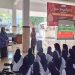 Mahasiswa PGSD UMS melaksanakan Gelar Karya Mata Kuliah Pendidikan Bahasa Indonesia SD di Taman dan Hall Moh. Djazman UMS, Rabu, (1/7/2026). Foto: Ist.
