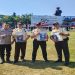 Agustin Murti, S.H., Sulardi, dan Dwi Ari Suryo Wibowo saat menerima penghargaan dari Polda Jawa Tengah. Foto: Ist.