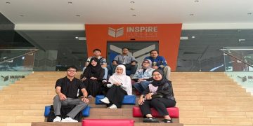 Delegasi FHIP UMS mengikuti program sit in atau class immersion di Fakultas Hukum Ton Duc Thang University, Vietnam. Foto: Ist.