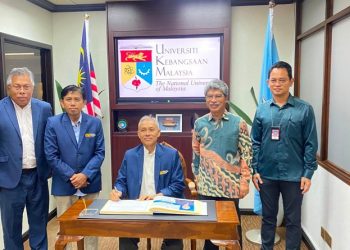 Rektor UMS, Prof. Dr. Harun Joko Prayitno didampingi Wakil Rektor IV Prof. Dr. dr. Em Sutrisna berkunjung ke Universiti Kebangsaan Malaysia, Senin (6/7/2026). Foto: Ist.
