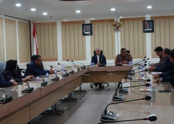 Suasana diskusi penguatan kerja sama antara UMS dengan KBRI Malaysia. Foto: Ist.