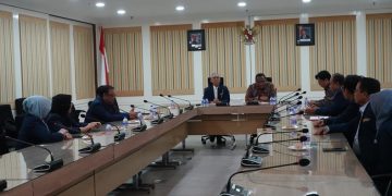 Suasana diskusi penguatan kerja sama antara UMS dengan KBRI Malaysia. Foto: Ist.