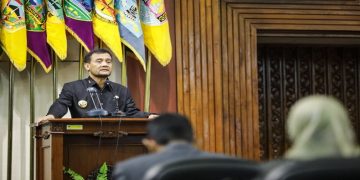 Gubernur Jateng, Ahmad Luthfi saat rapat paripurna persetujuan Perda Pertanggungjawaban APBD 2025 bersama DPRD Jateng, Rabu, 8 Juli 2026. Foto: Ist.