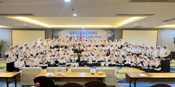 Al-Azhar Syifa Budi Solo menggelar upgrading guru dan staf di Hotel Megaland Solo, Rabu (8/7/2026). Foto: Ist.