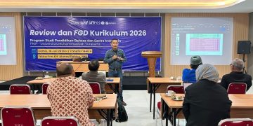 PBSI FKIP UMS menggelar Review dan FGD Kurikulum Tahun 2026. Foto: Ist.