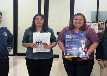 Perwakilan BIM University mengunjungi SMA Santo Yoseph Denpasar. Foto: Ist.
