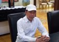 Mantan Presiden Jokowi memberikan keterangan pers di kediamannya, Jalan Kutai Utara Nomor 1, Kelurahan Sumber, Kecamatan Banjarsari, Kota Solo, Rabu (12/8/2026). Foto: Indospektrum.com