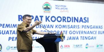 Gubernur Ahmad Luthfi membuka Rapat Koordinasi Penguatan Sinergi Direksi dan Dewan Komisaris dalam Meningkatkan Kinerja dan Tata Kelola BUMD di Gedung Gradhika Bhakti Praja, Semarang, Senin, 3 Agustus 2026. Foto: Ist.