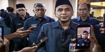 Wakil Gubernur Taj Yasin Maimoen memberikan keterangan pers usai Rapat Paripurna DPRD Jawa Tengah di Gedung Berlian, Semarang, Rabu, 5 Agustus 2026. Foto: Ist.