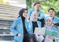 Ilustrasi - Mahasiswa UMS beraktivitas di lingkungan kampus. Foto: Ist.