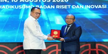 Guru Besar FT UNS, Prof. Dr. Eng. Ir. Agus Purwanto, S.T., M.T meraih penghargaan Indonesia Innovator Award Tahun 2026. Foto: Ist.