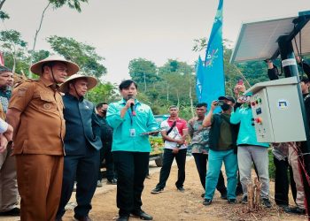 Gubernur Ahmad Luthfi meninjau program Revola Jateng Optimis di Desa Susukan, Kecamatan Wanayasa, Kabupaten Banjarnegara, Senin, 10 Agustus 2026. Foto: Ist.