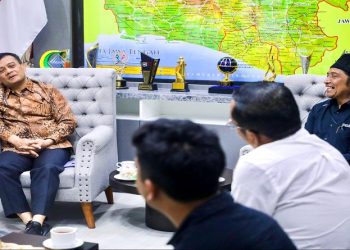 Panitia Dieng Culture Festival 2026 saat bertemu Gubernur Jawa Tengah, Ahmad Luthfi, Selasa, 11 Agustus 2026. Foto: Ist.
