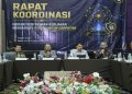Kemenko Polkam, BSSN, Telkom, serta perwakilan kementerian, lembaga, industri, akademisi, dan komunitas keamanan siber memperkuat kolaborasi nasional melalui Rapat Koordinasi Urgensi Penyusunan Kebijakan Menghadapi Post-Quantum Computing (PQC), Kamis (6/8/2026). Foto: Ist.