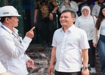 Gubernur Jawa Tengah, Ahmad Luthfi melakukan studi komparatif ke Cikarang Dry Port, Kabupaten Bekasi, Sabtu, 15 Agustus 2026. Foto: Ist.