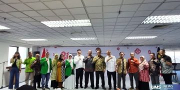 Delegasi IBTI dan DRKUI UMS saat diterima langsung oleh Konsul Jenderal Republik Indonesia (KJRI) Kuching. Foto: Ist.