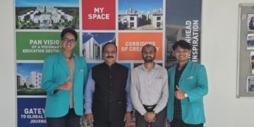 Dua mahasiswa UMS (memakai baju almamater) tampil dalam AILGS-2026 di Bennett University, Greater Noida, Uttar Pradesh, India pada 6-8 Agustus 2026. Foto: Ist.
