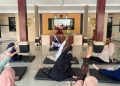 Mahasiswa Profesi Fisioterapis UMS melaksanakan kegiatan edukasi dan praktik senam hamil bagi ibu hamil di sejumlah posyandu di Kecamatan Baki, Sukoharjo. Foto: Ist.