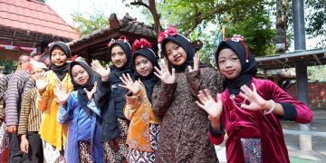UNS Solo meluncurkan kembali Kampung Dolanan Sidowayah di Desa Sidowayah, Kecamatan Polanharjo, Kabupaten Klaten, Sabtu (22/8/2026). Foto: Ist.