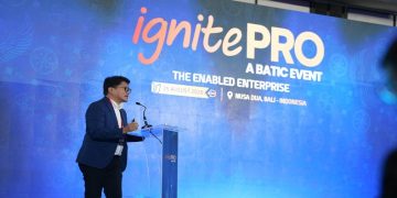 Direktur Pengembangan Ekosistem Digital, Kementerian Komunikasi dan Digital RI Dr. Sonny Hendra Sudaryana memberikan paparan pada forum ignitePRO sebagai bagian dari rangkaian Bali Annual Telkom International Conference (BATIC) 2026. Foto: Ist.