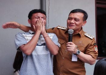 Gubernur Jateng Ahmad Luthfi saat bertemu mahasiswa NTT di Kota Semarang, Senin, 7 September 2026. Foto: Ist.