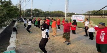 Mahasiswa PPG Prajabatan PJOK UMS menciptakan inovasi Senam Sehat Lansia Harmonis Aktif Bersama. Foto: Ist.