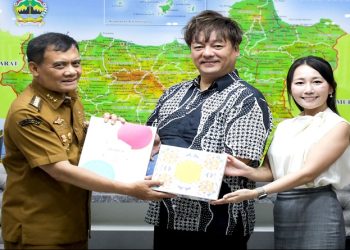 Gubernur Ahmad Luthfi saat menerima audiensi CEO 3EEE Inc Japan Norio Tanaka dan Head of the President’s Office Hideo Mori, Senin, 21 September 2026. Foto: Ist.