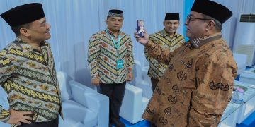 Putra Gubernur Ahmad Luthfi, Mohammad Alif Daffa saat video call dengan Wagub DKI Jakarta Rano Karno. Foto: Ist.