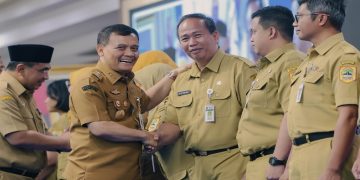 Gubernur Ahmad Luthfi melantik dan mengambil sumpah/janji 22 pejabat pimpinan tinggi pratama, administrator, pengawas, dan fungsional di lingkungan Pemprov Jateng, Senin, 21 September 2026. Foto: Ist.