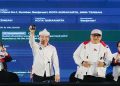 Jokowi Tunjukkan Kartu Anggota PSI, Akui Sudah Jadi Kader Sejak 2025