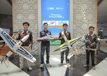 Rancangan robot terbang dan kapal dari mahasiswa UMS yang akan dilombakan di Riau. Foto : Ist.
