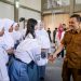 Gubernur Jawa Tengah Ahmad Luthfi datang langsung memberi dukungan untuk tim Jawa Tengah yang bertading di lokasi pelaksanaan MTQ Nasional XXXI. Foto : Ist.