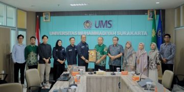 Benchmarking UNAMIN ke UMS di ruang sidang rektorat lantai 6, Gedung Induk Siti Walidah UMS, Jumat (18/9/2026). Foto : Ist.