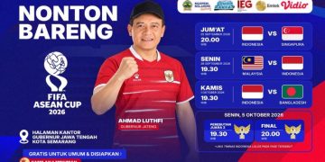 Pemprov Jateng sebarkan flyer undangan nonton bareng FIFA ASEAN Cup 2026 di Halaman Kantor Gubernur untuk warganya. Nobar bola gratis ini difasilitasi pemprov. Foto : Ist.