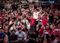 Gubernur Jawa Tengah Ahmad Luthfi hadir dalam acara nonton bareng (nobar) FIFA ASEAN Cup 2026 di halaman kantor gubernuran bersama ribuan warga Jateng. Foto : Ist.